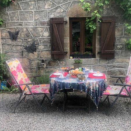 Maison De Campagne Sarroux Luaran gambar